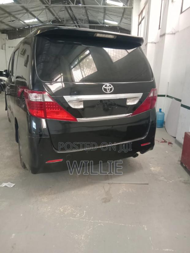 Toyota Vellfire 2015 Black - thumbnail 3