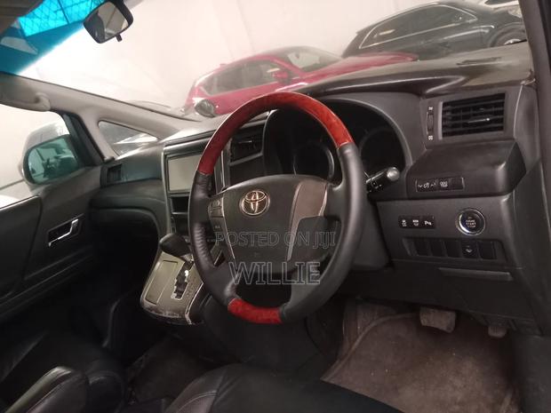Toyota Vellfire 2015 Black - thumbnail 5