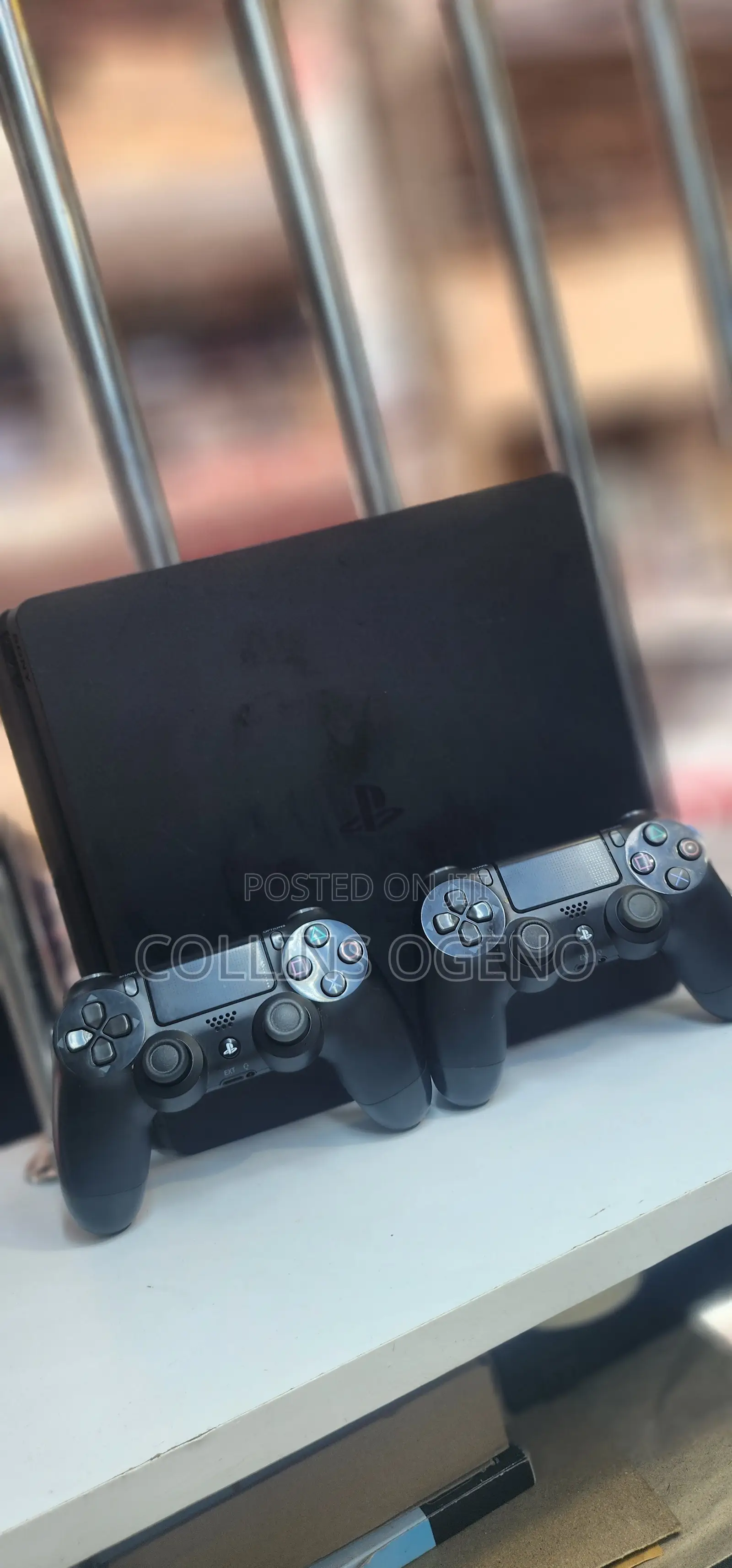Playstation 4 Slim