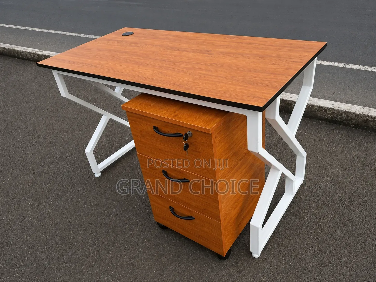 Modern Edge Desk With Side Drawers