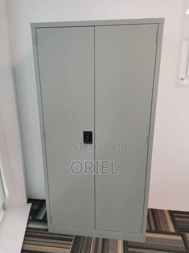 Office Cabinet : Steel 2-Door Office Storage Cabinet - thumbnail 10