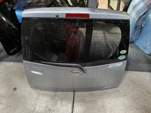 Daihatsu Move Tail Gate