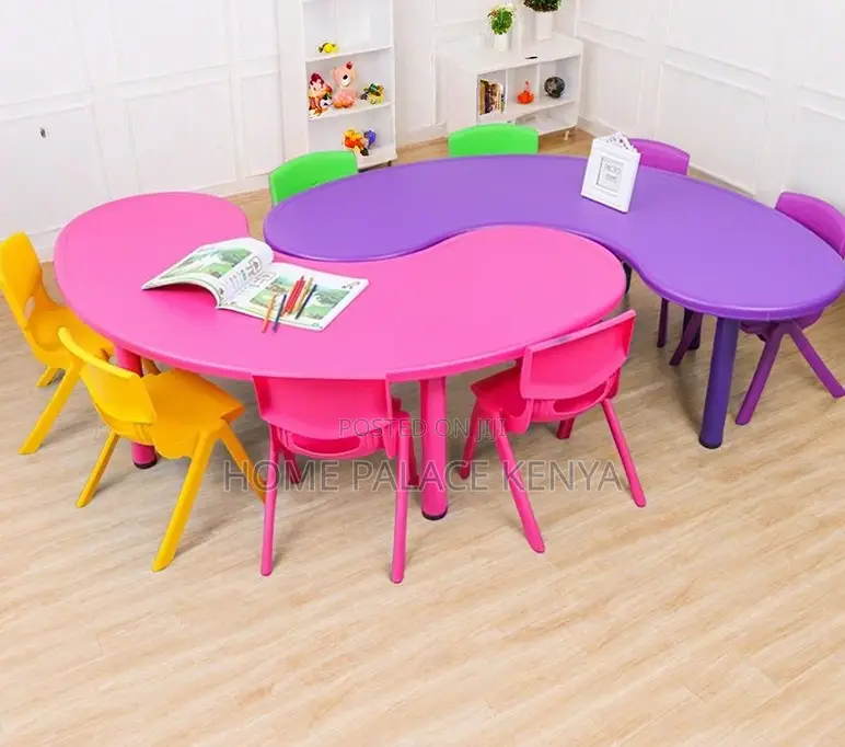 Moon Table: Plastic Curved Classroom Table With Groove
