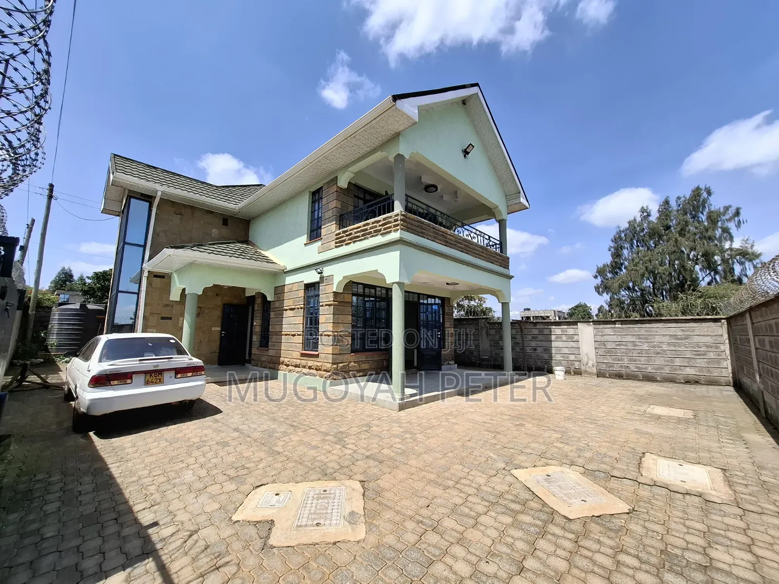 4bdrm Maisonette in Zambezi/Sigona for rent