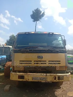 Nissan Diesel Ud 2001