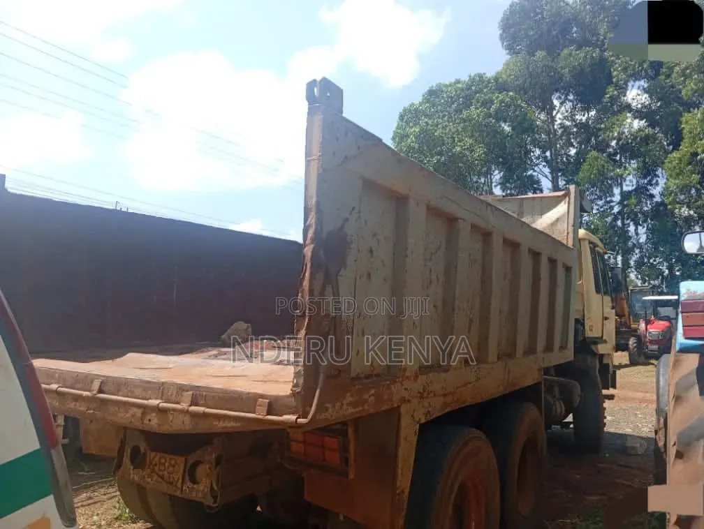 Nissan Diesel Ud 2001