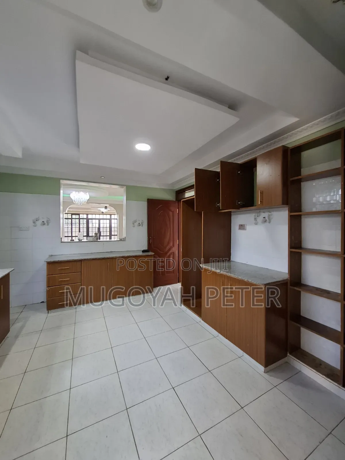 4bdrm Maisonette in Zambezi/Sigona for rent