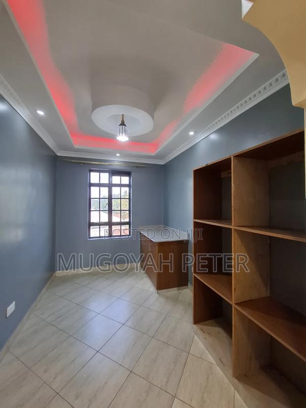 4bdrm Maisonette in Zambezi/Sigona for rent - thumbnail 18