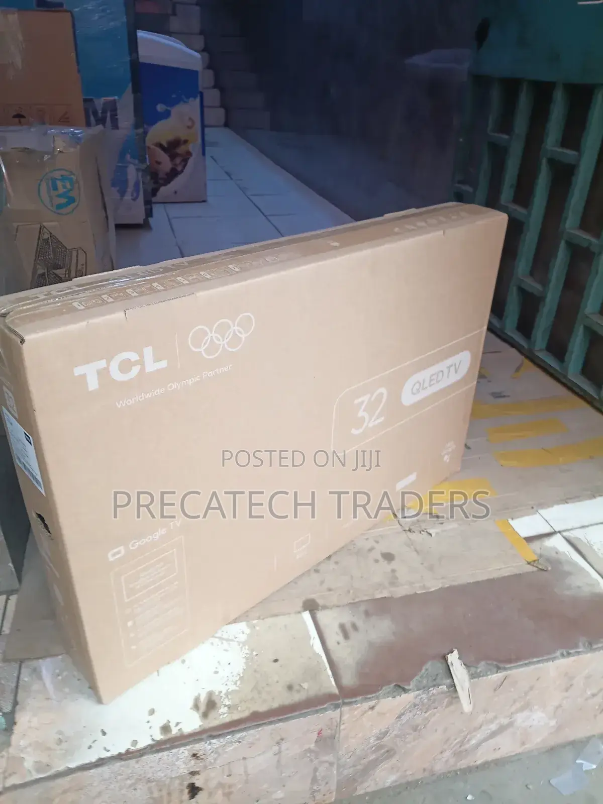 TCL 32" Qled Google Smart TV
