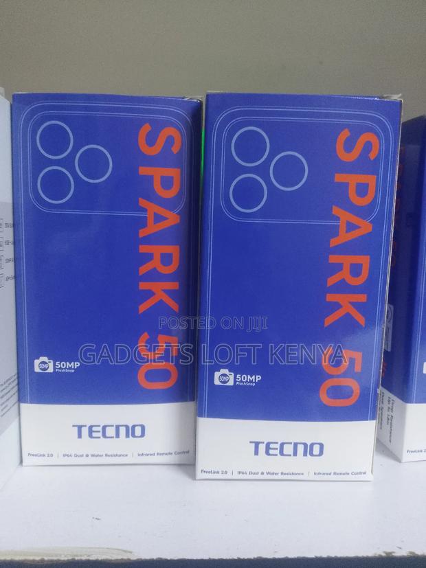 New Tecno Spark 50 128 GB Blue