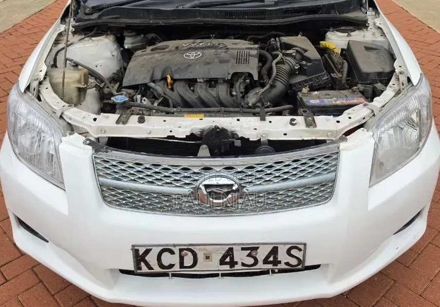 Toyota Corolla Fielder 2012 White