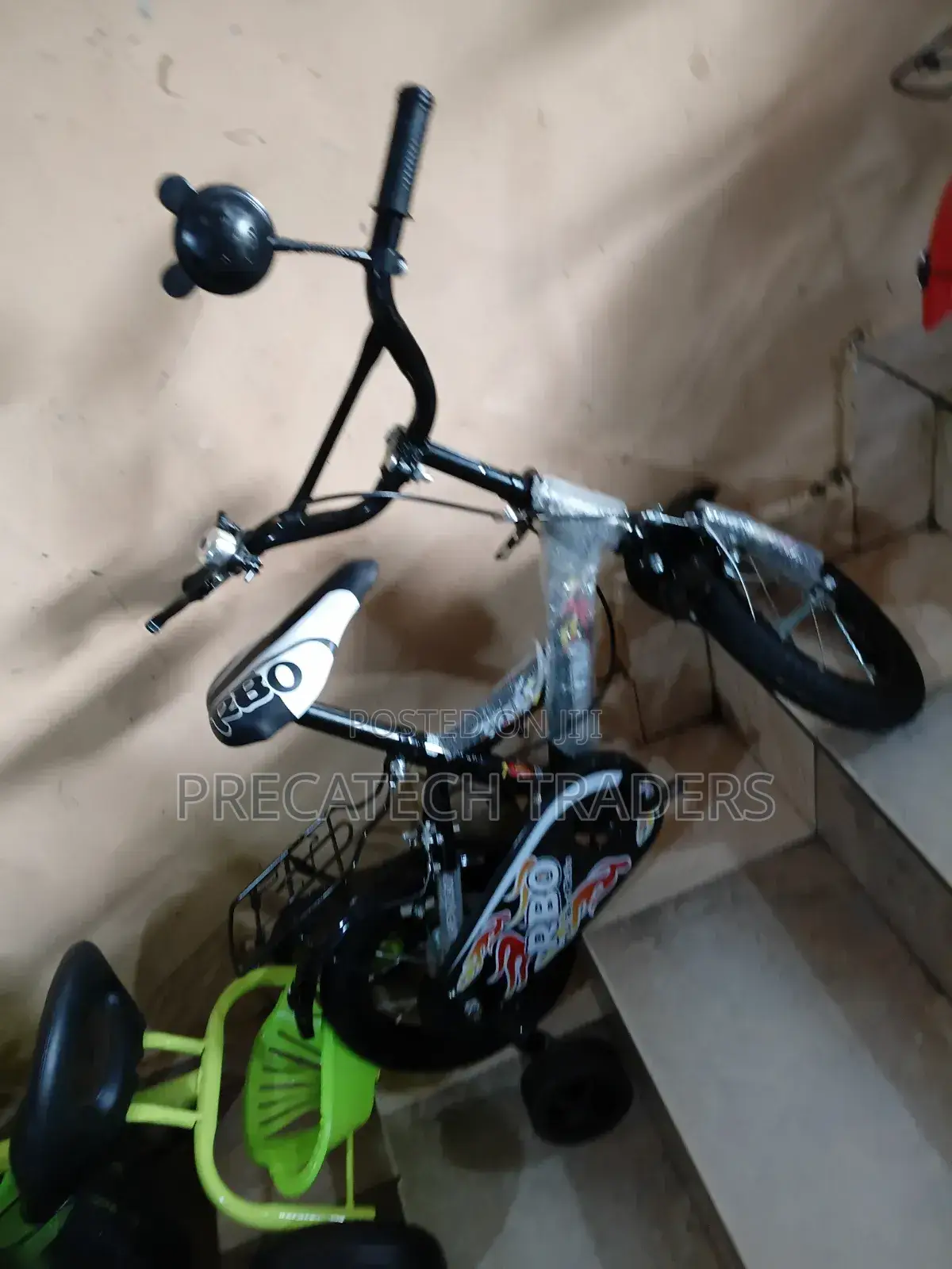 Kids Bicycle With Training Wheels – Black