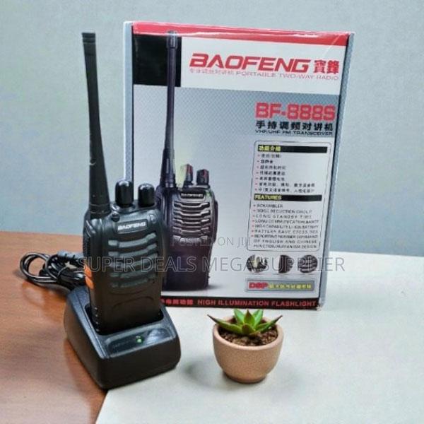 Baofeng Bf-888s Portable Two-Way Radio Call With Rechargeable Battery