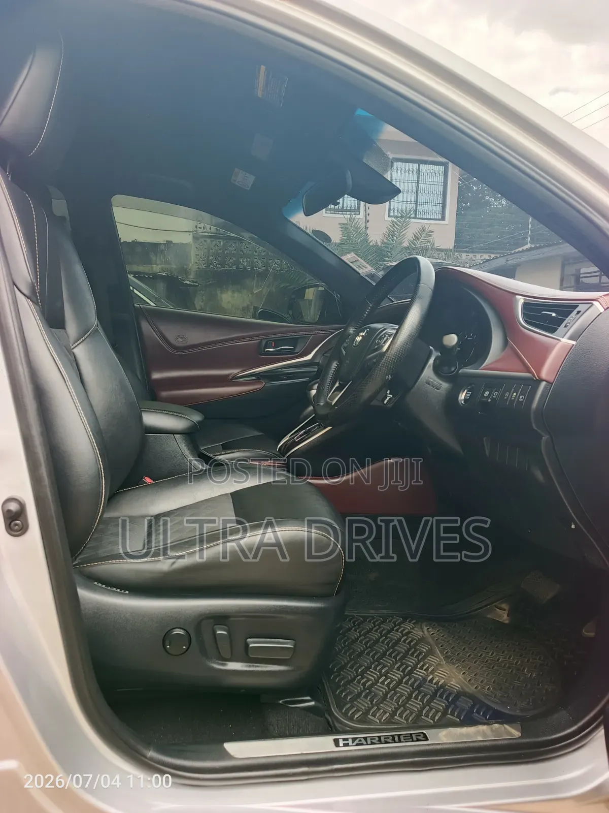 Toyota Harrier 2017 Silver