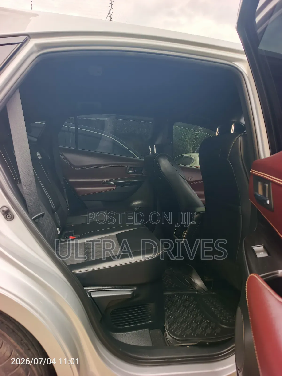 Toyota Harrier 2017 Silver