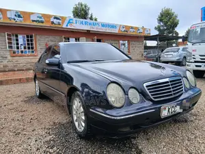 Mercedes-Benz E200 2001 Blue