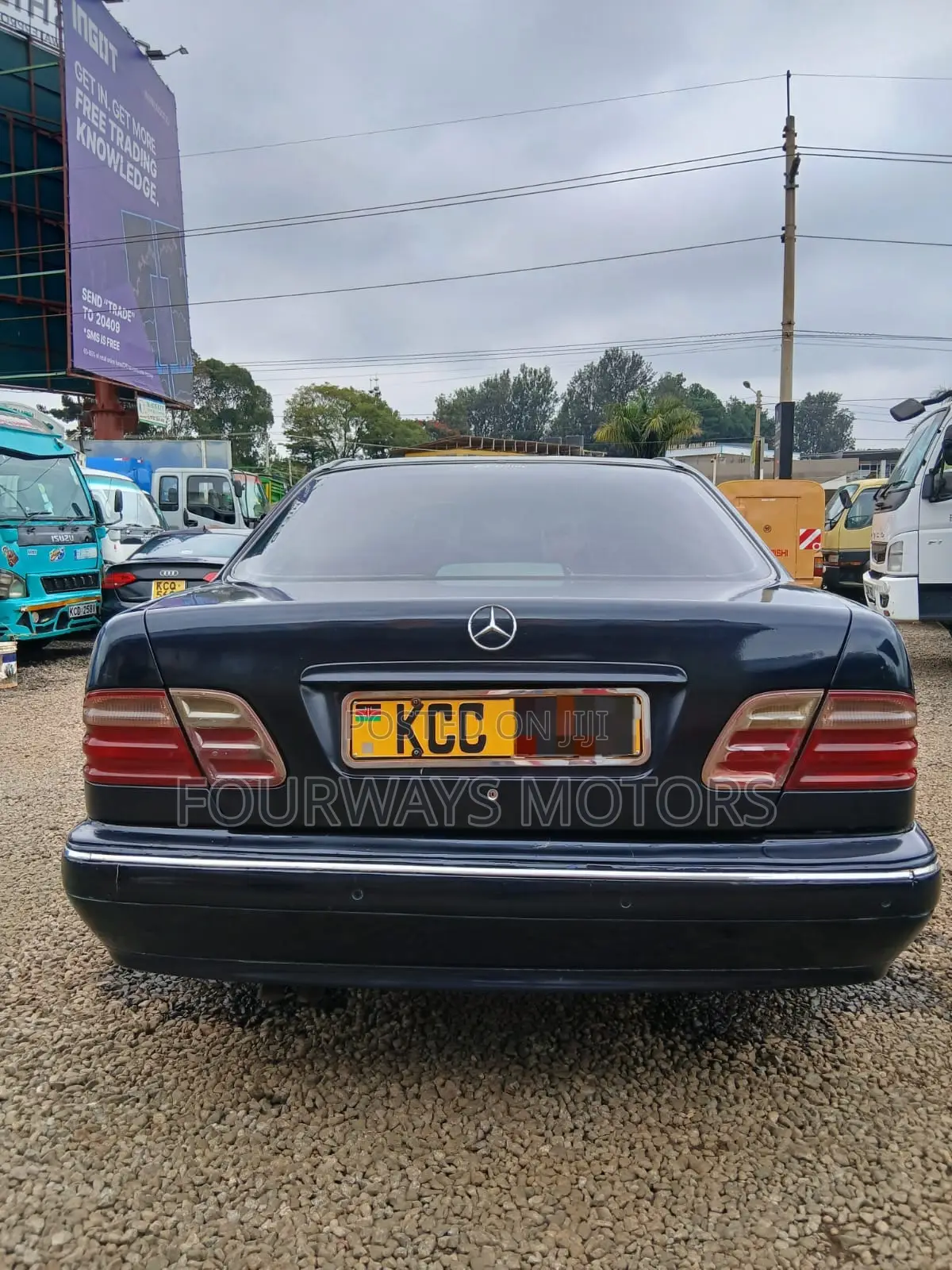 Mercedes-Benz E200 2001 Blue