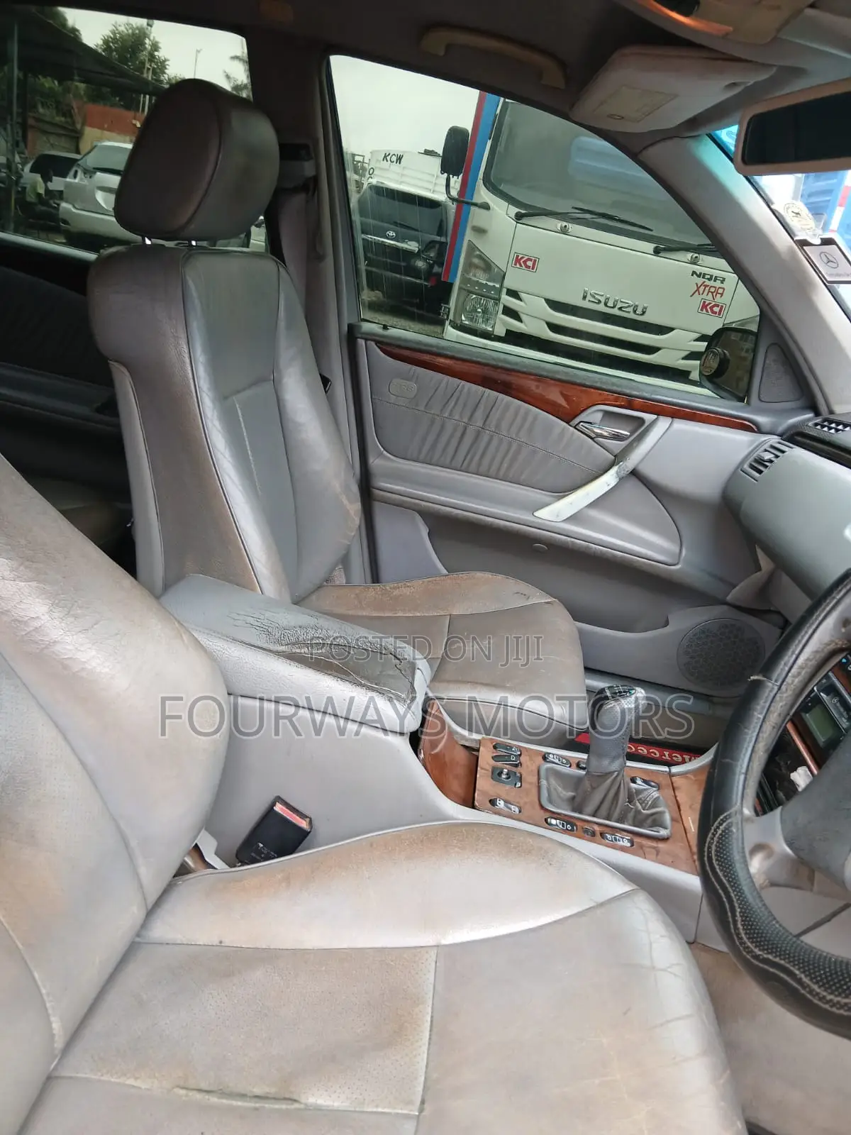 Mercedes-Benz E200 2001 Blue