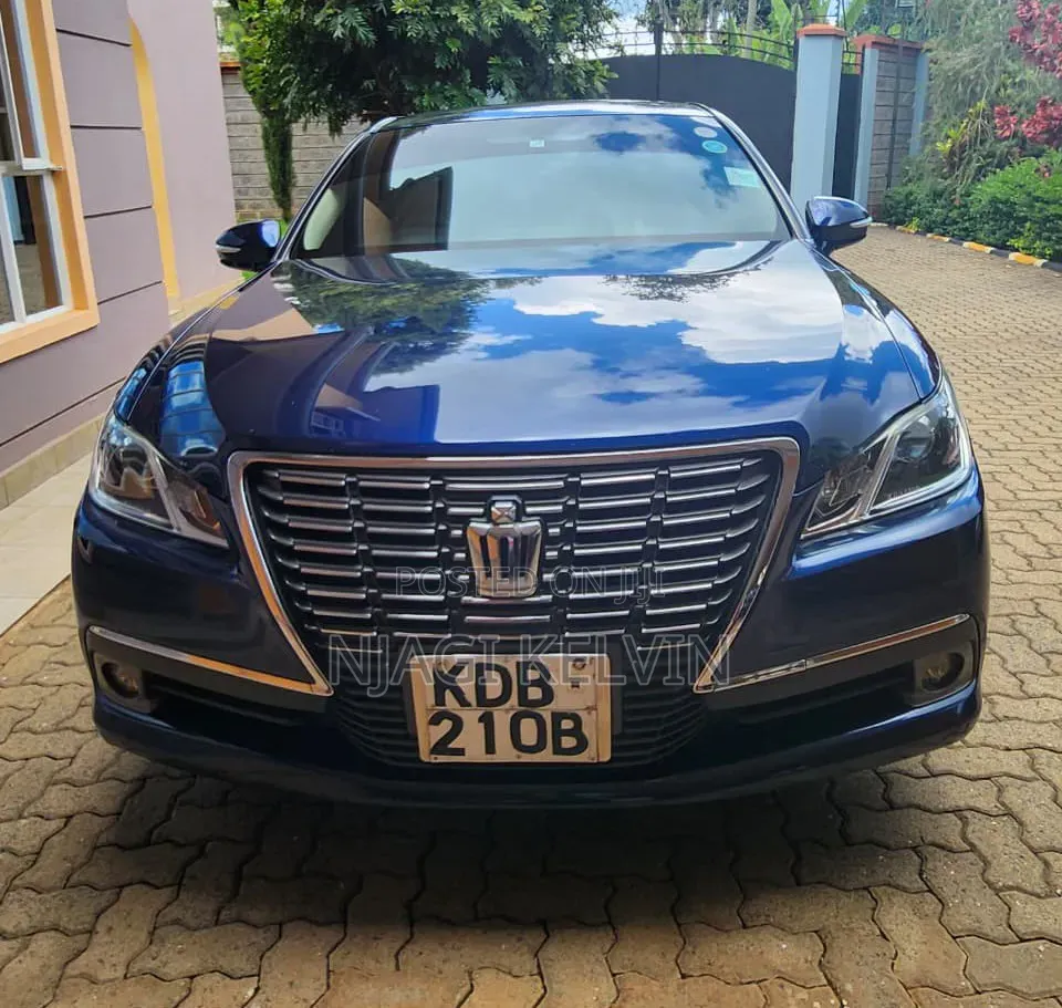 Toyota Crown 2014 Blue