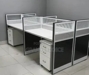 Office Cubicle Workstation for 4