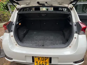 Toyota Auris 2016 White