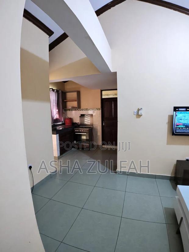 Beautiful Separate Appartement - thumbnail 2