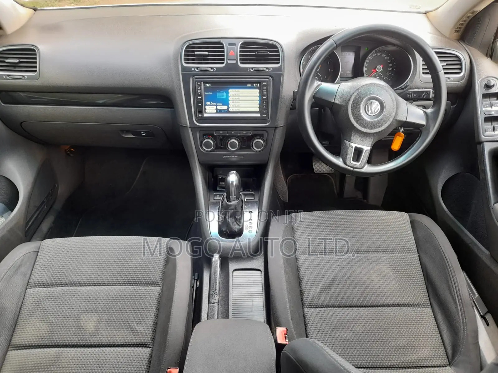 Volkswagen Golf 2011 Blue