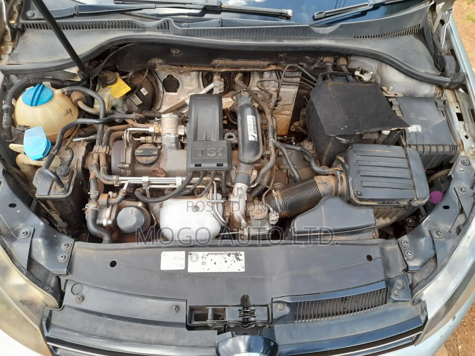 Volkswagen Golf 2011 Blue