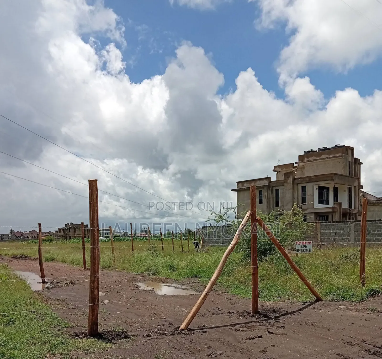 Urgent Plots on Sale at Kamakis Corner