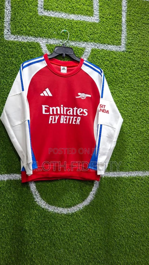 Arsenal Sweatshirt.( Longsleved) - main view