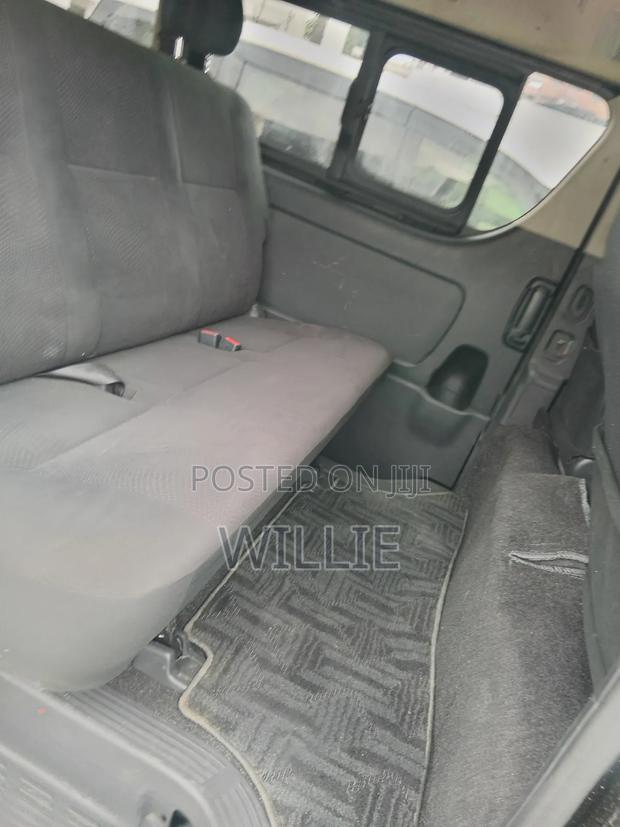 New Toyota HiAce 2019 Black - thumbnail 6