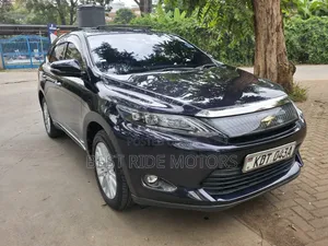 Toyota Harrier 2.0 2017 Black
