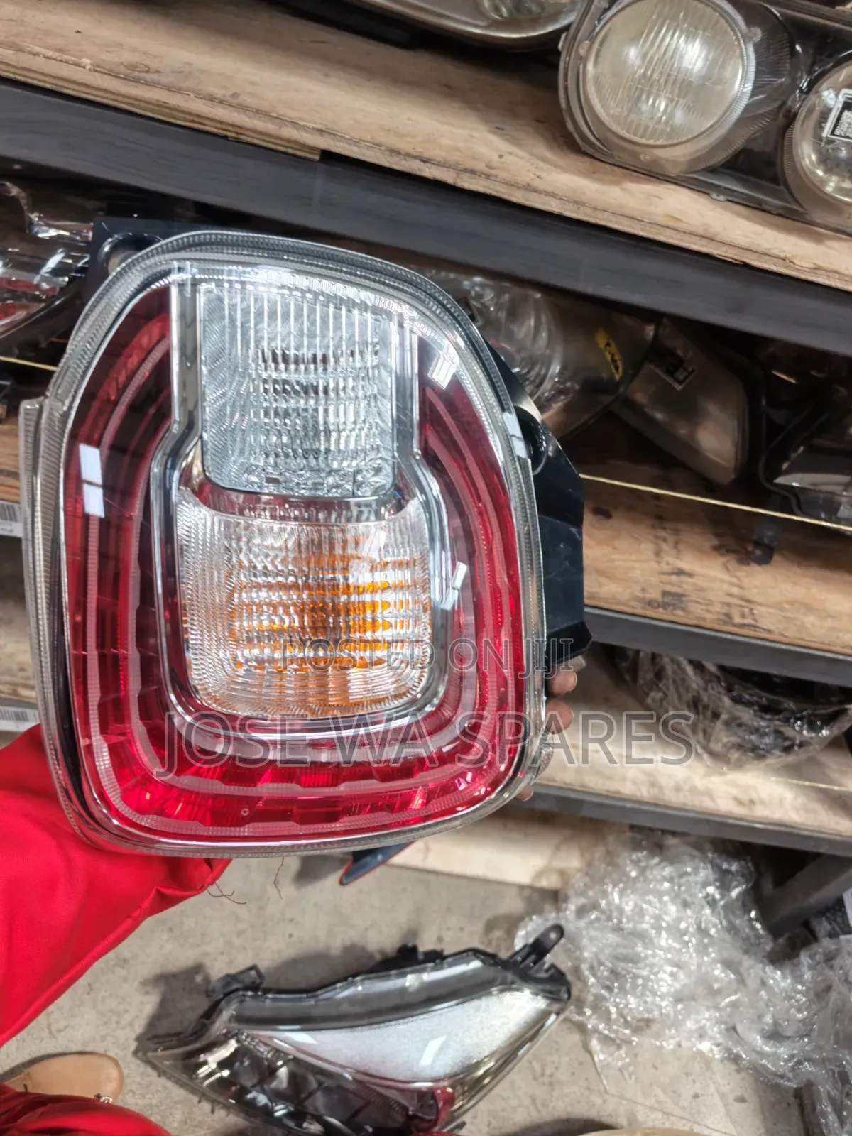 Passo New Tail Light