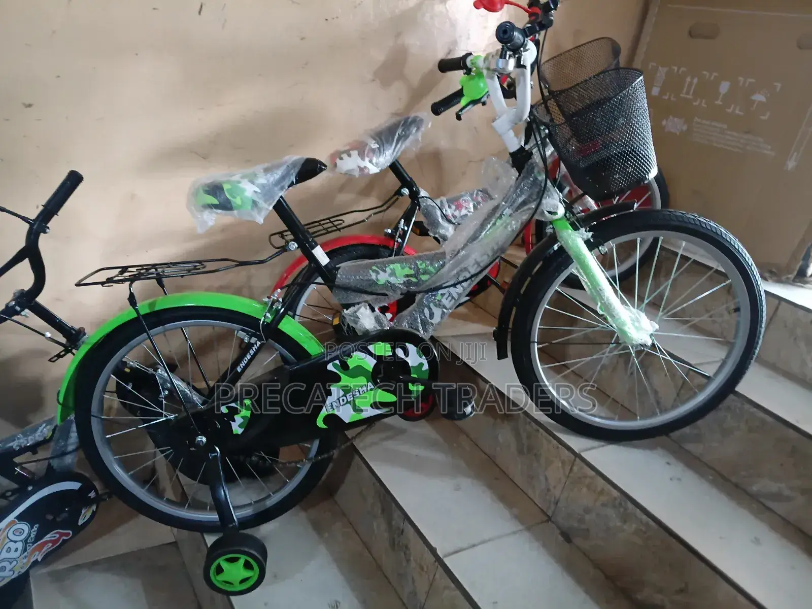 Size 20 Kids Bicycle With Removable Training Wheels