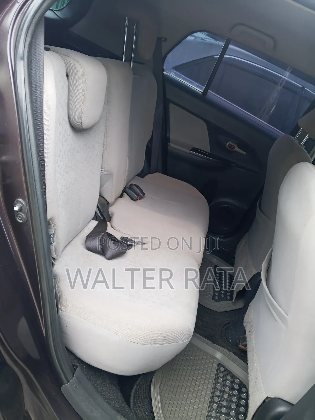 Toyota IST 2008 Burgundy