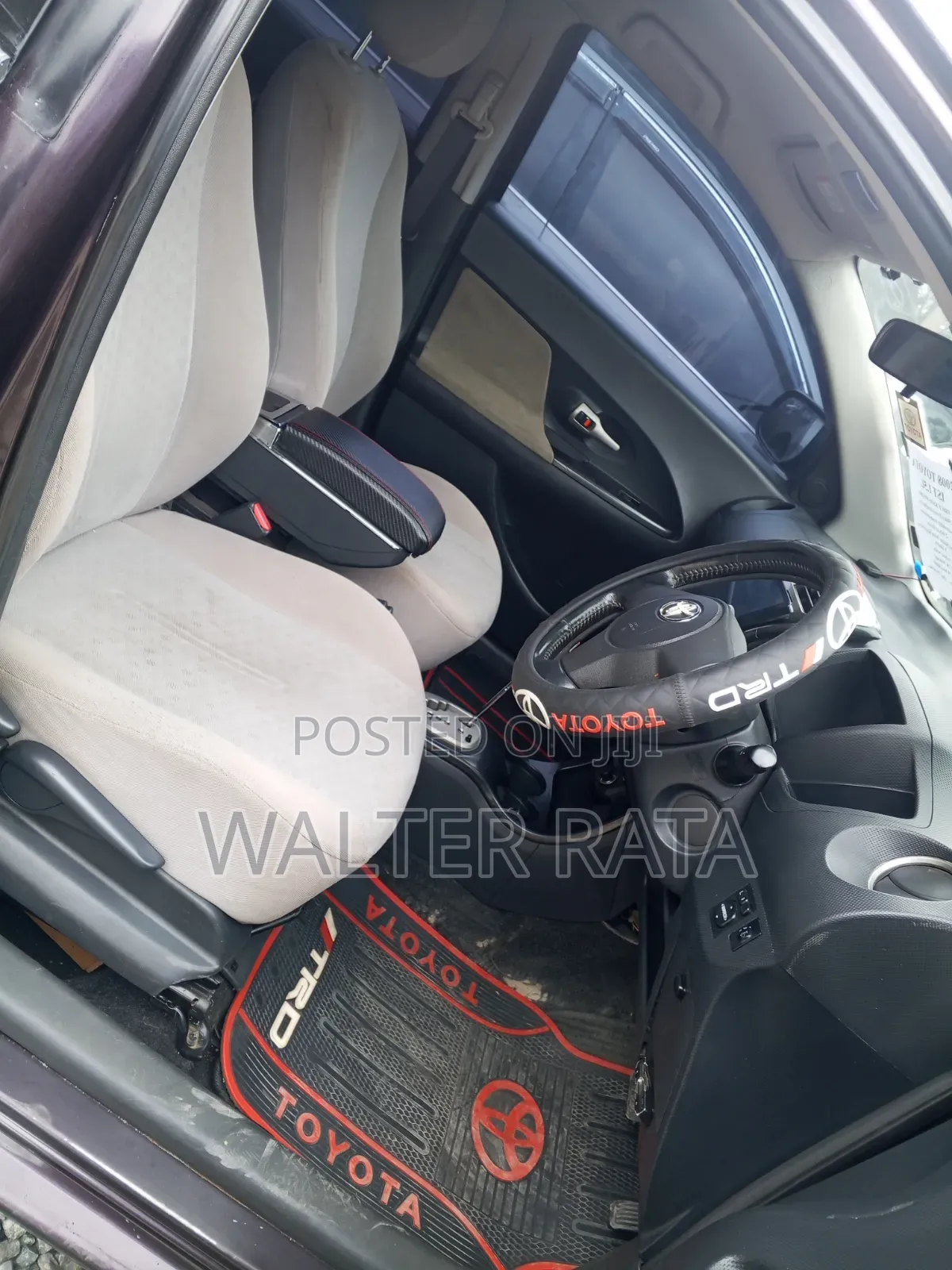 Toyota IST 2008 Burgundy