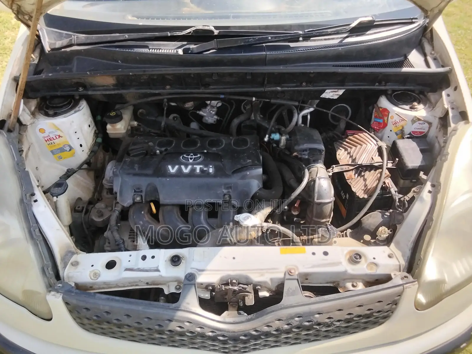 Toyota Fun Cargo 2004 White