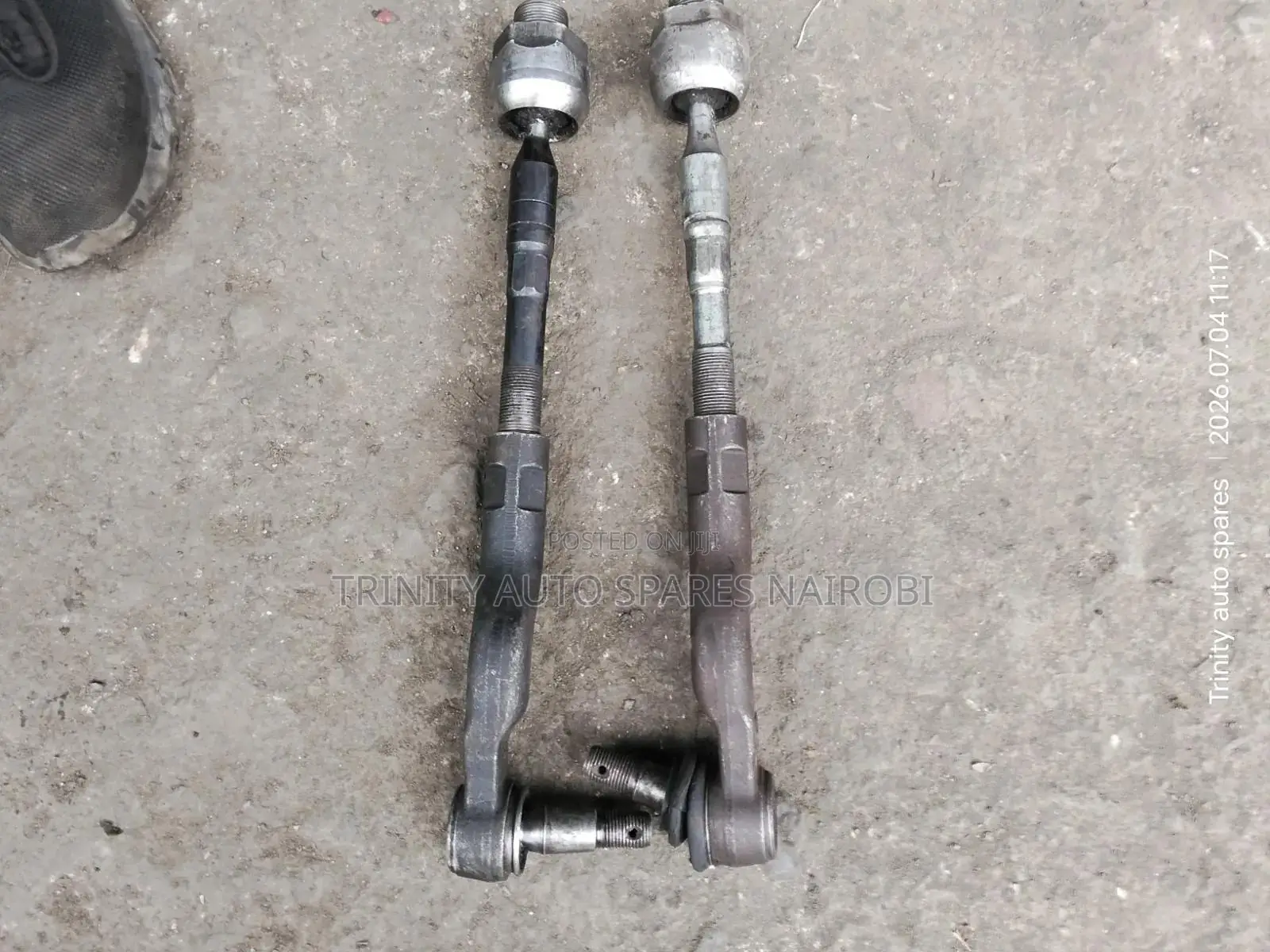 Original Ex Japan Toyota Landcruiser V8 Rackends and Tie Rods