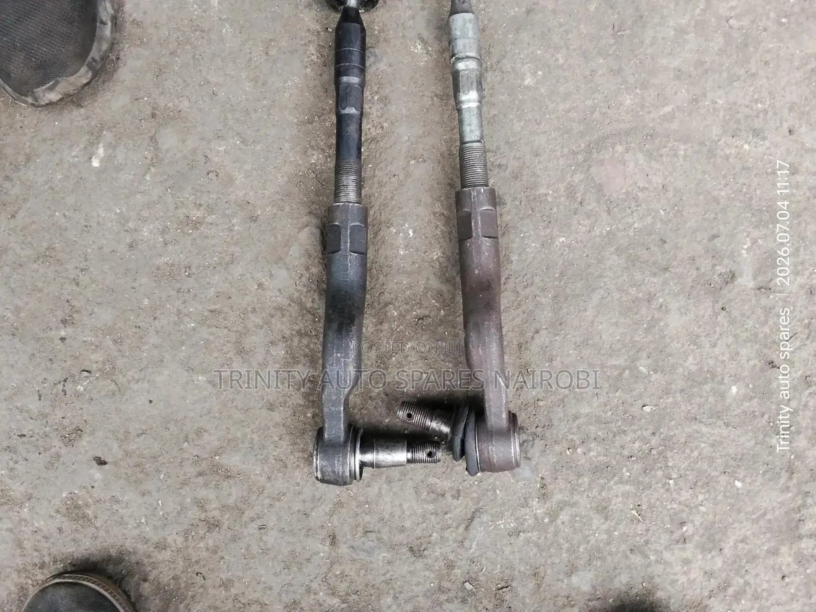 Original Ex Japan Toyota Landcruiser V8 Rackends and Tie Rods