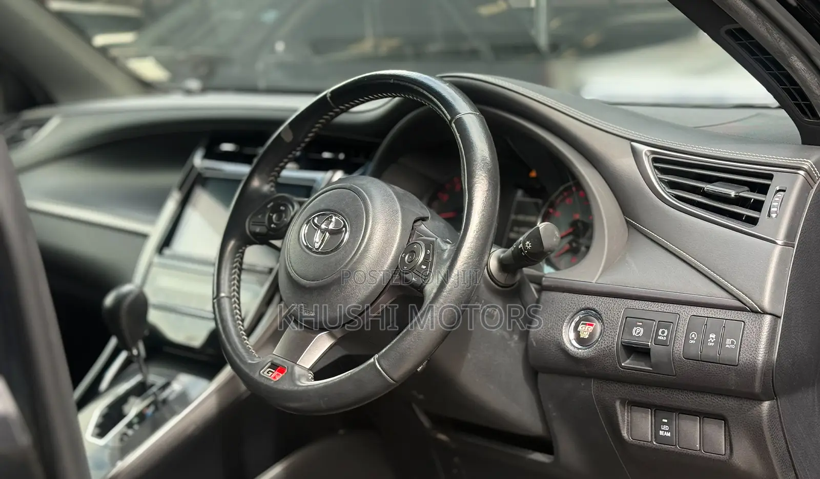 Toyota Harrier 2019 Matt Black
