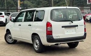 Toyota Probox 1.5 F 4WD 2019 White