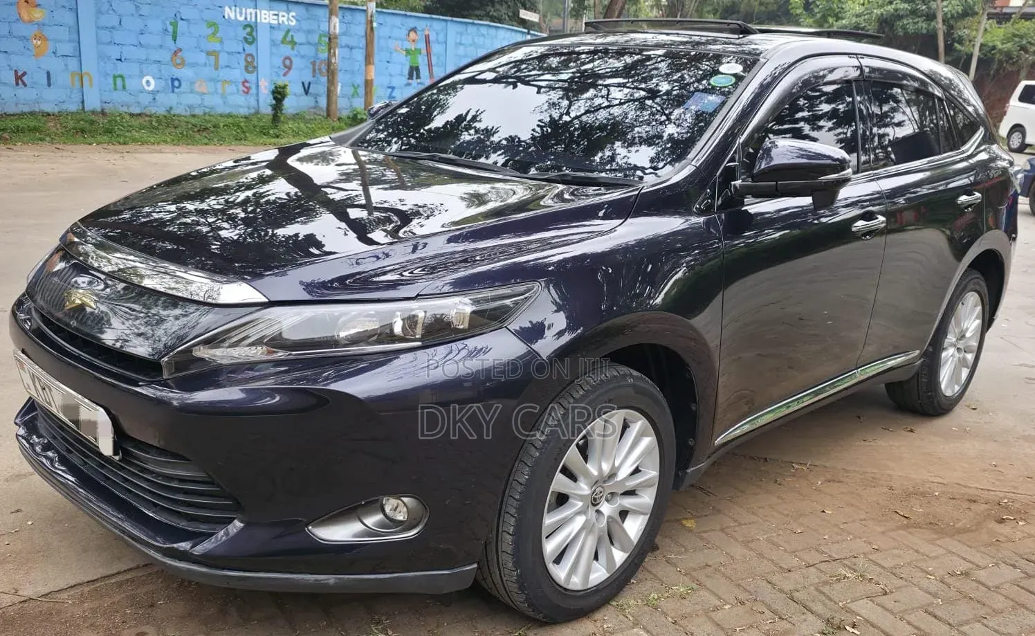 Toyota Harrier 2017 Matt Black