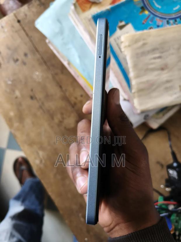 Oppo A18 64 GB Blue - thumbnail 2