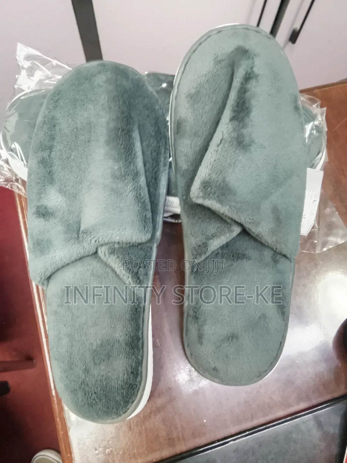 Premium Soft Dark Grey Adults Fur Slippers