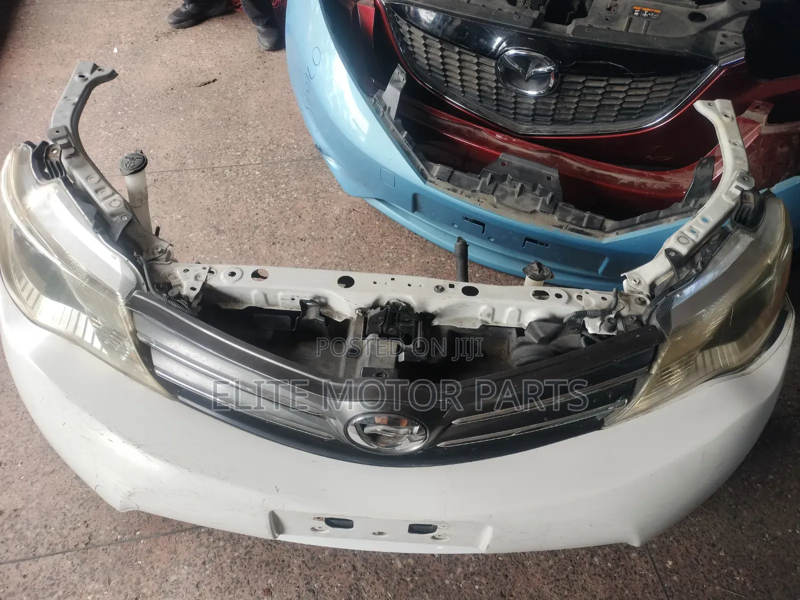 Toyota Fielder 161 Non Xenon Noscut