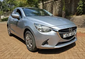 Mazda Demio 2017 Silver