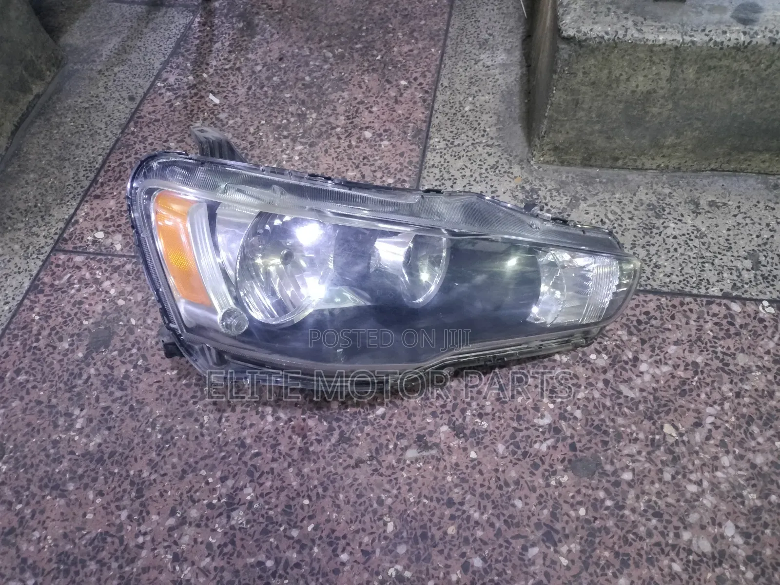 Mitsubishi Lancer Non Xenon