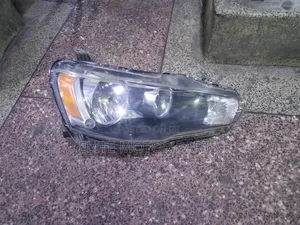 Mitsubishi Lancer Non Xenon