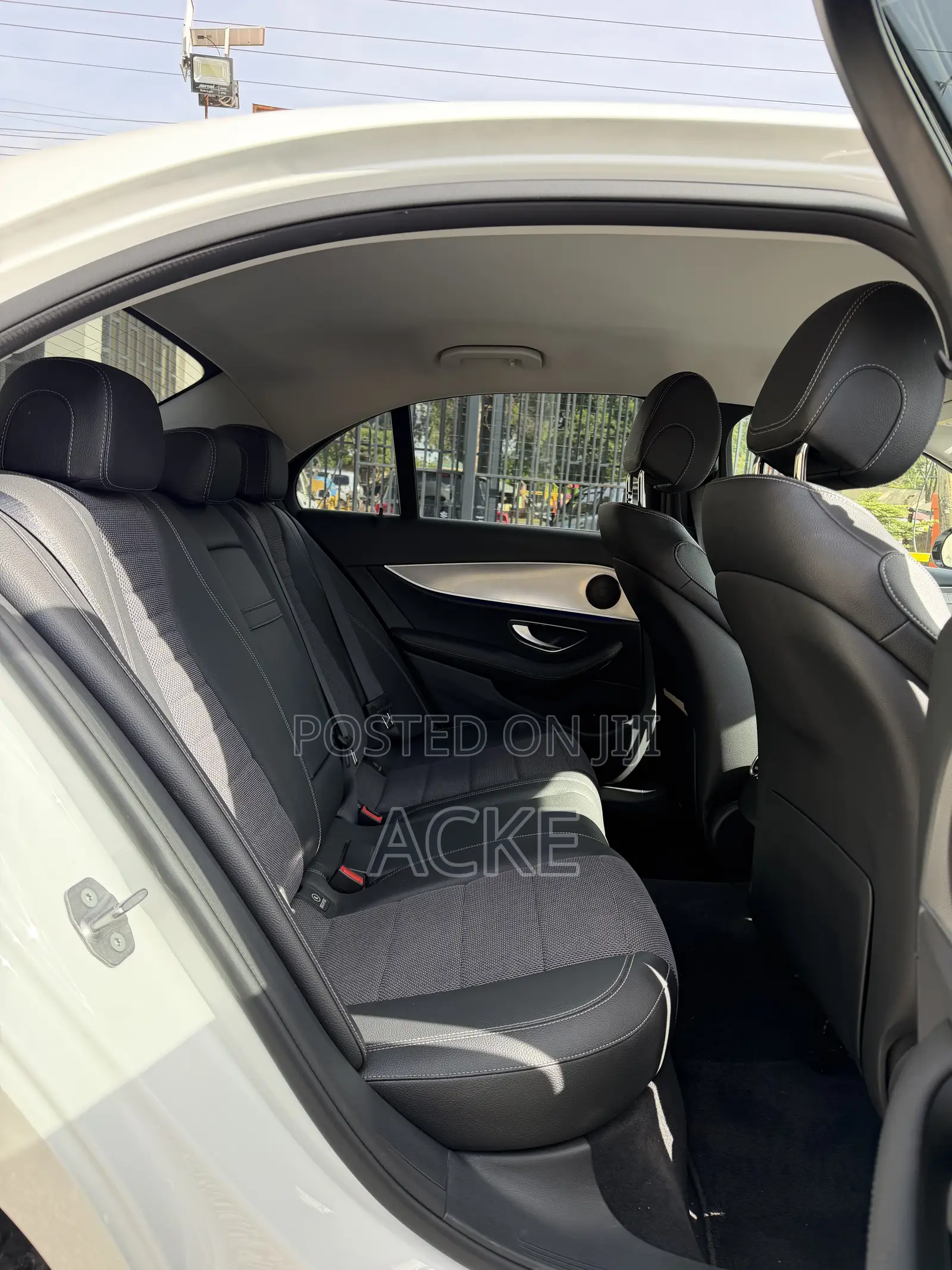 Mercedes-Benz E200 2019 White