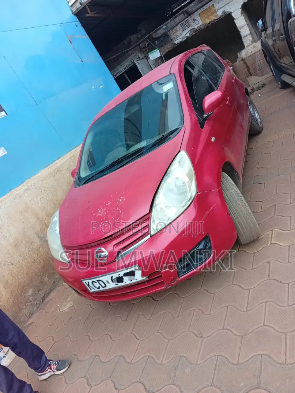 Nissan Note 2009 Red